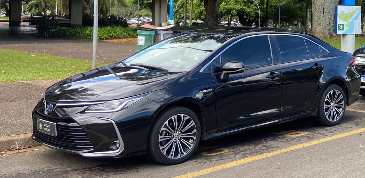 Corolla Sedan